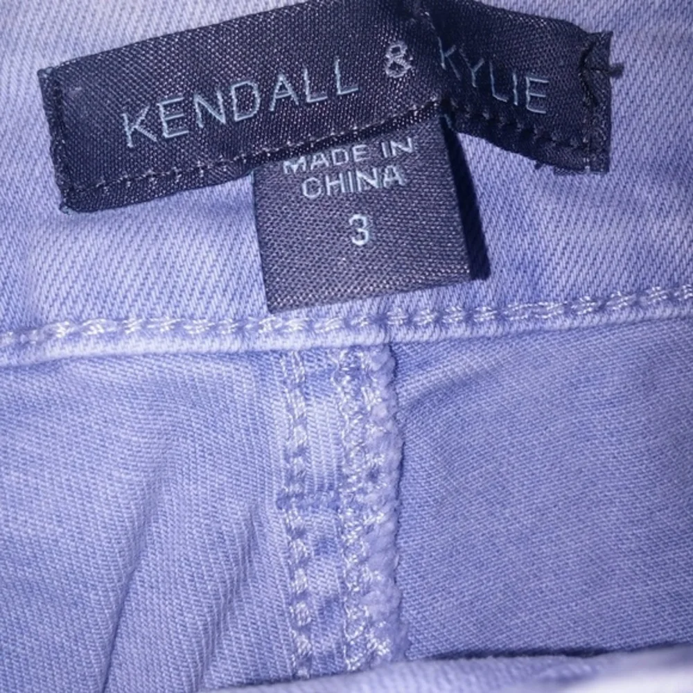 Kendall & Kylie Shorts‎ - Picture 4 of 8